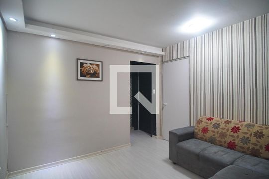 Sala de apartamento para alugar com 2 quartos, 58m² em Ouro Branco, Novo Hamburgo