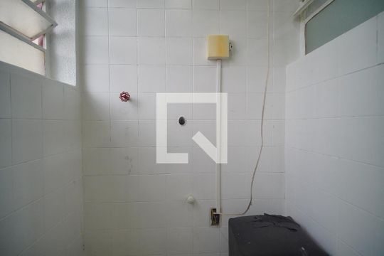 Lavanderia  de apartamento para alugar com 2 quartos, 58m² em Ouro Branco, Novo Hamburgo