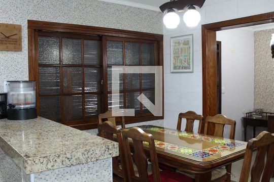 Sala de casa à venda com 3 quartos, 200m² em Parque Residencial Oratorio, São Paulo