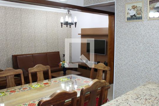 Sala de casa à venda com 3 quartos, 200m² em Parque Residencial Oratorio, São Paulo