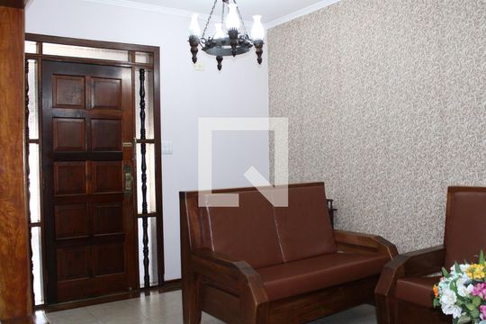 Sala de casa à venda com 3 quartos, 200m² em Parque Residencial Oratorio, São Paulo