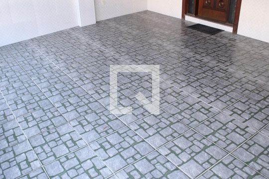 Área comum de casa à venda com 3 quartos, 200m² em Parque Residencial Oratorio, São Paulo