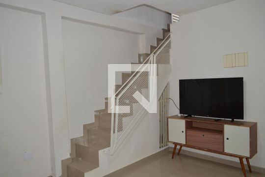 Casa à venda com 4 quartos, 150m² em Cambuci, São Paulo