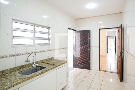 Cozinha de casa à venda com 2 quartos, 115m² em Rudge Ramos, São Bernardo do Campo