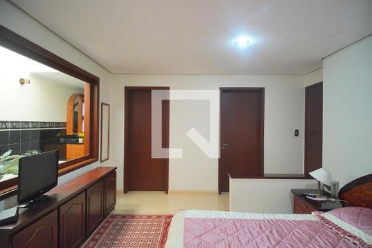 Suíte de casa à venda com 4 quartos, 325m² em Jardim Maua, Novo Hamburgo