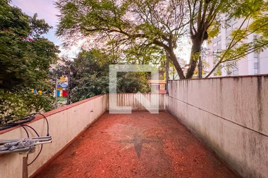 Terraço de casa para alugar com 3 quartos, 205m² em Vila Mariana, São Paulo