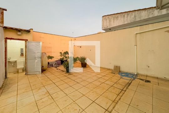 Área Externa de casa para alugar com 3 quartos, 205m² em Vila Mariana, São Paulo