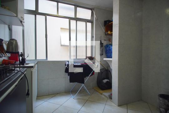 Cozinha de apartamento à venda com 2 quartos, 72m² em Petrópolis, Porto Alegre