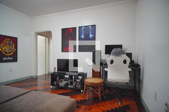 Sala de apartamento à venda com 2 quartos, 72m² em Petrópolis, Porto Alegre