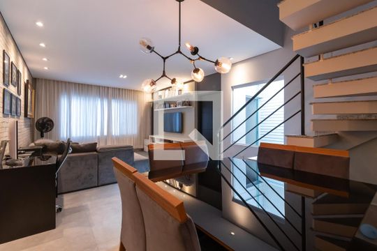 Casa à venda com 3 quartos, 222m² em Tucuruvi, São Paulo
