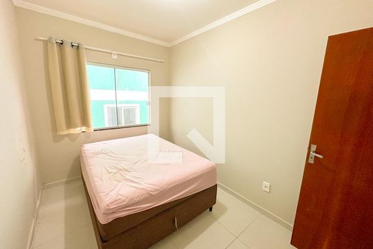 Quarto  de apartamento para alugar com 2 quartos, 70m² em Ingleses do Rio Vermelho, Florianópolis