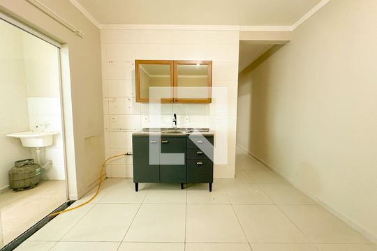 Cozinha de apartamento para alugar com 2 quartos, 70m² em Ingleses do Rio Vermelho, Florianópolis