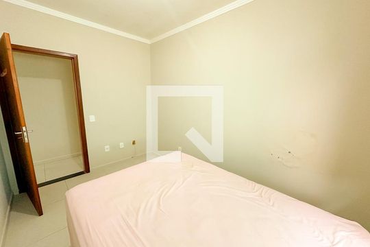 Quarto  de apartamento para alugar com 2 quartos, 70m² em Ingleses do Rio Vermelho, Florianópolis