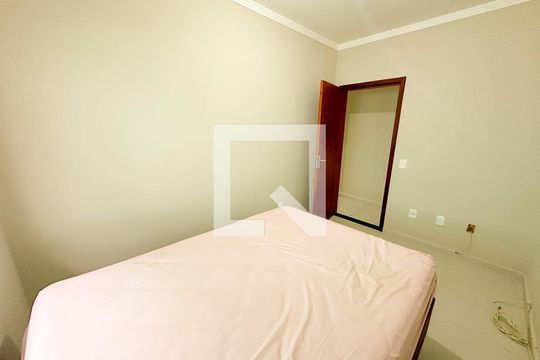 Quarto  de apartamento para alugar com 2 quartos, 70m² em Ingleses do Rio Vermelho, Florianópolis