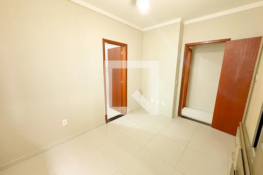 Suíte de apartamento para alugar com 2 quartos, 70m² em Ingleses do Rio Vermelho, Florianópolis