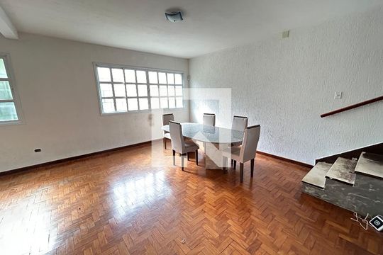 Sala de casa à venda com 4 quartos, 170m² em Lapa, São Paulo