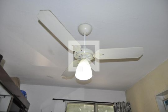 Quarto 1 de apartamento para alugar com 1 quarto, 38m² em Pilares, Rio de Janeiro