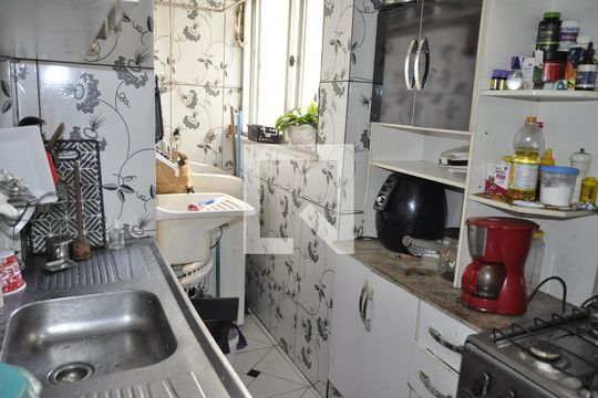 Cozinha de apartamento para alugar com 1 quarto, 38m² em Pilares, Rio de Janeiro