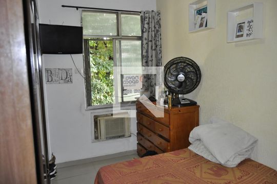 Quarto 1 de apartamento para alugar com 1 quarto, 38m² em Pilares, Rio de Janeiro