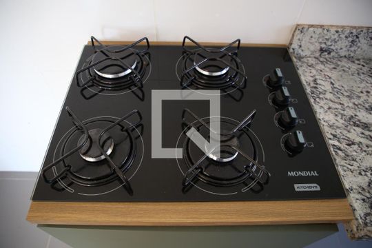Cozinha de apartamento para alugar com 2 quartos, 46m² em Setor Faiçalville, Goiânia