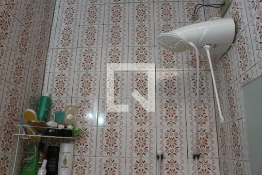 Banheiro de casa à venda com 2 quartos, 140m² em Olímpico, São Caetano do Sul