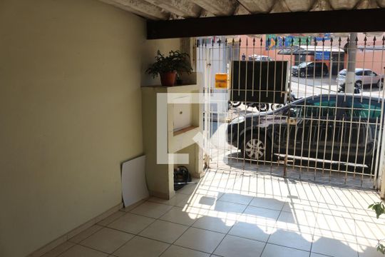 Garagem de casa à venda com 2 quartos, 140m² em Olímpico, São Caetano do Sul