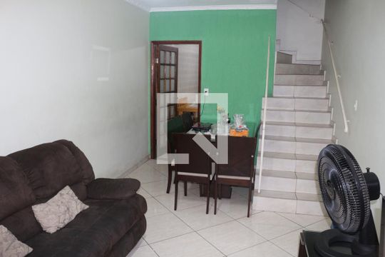 Casa à venda com 2 quartos, 140m² em Olímpico, São Caetano do Sul