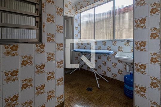 área de serviço1 de casa para alugar com 4 quartos, 240m² em Vila Gumercindo, São Paulo