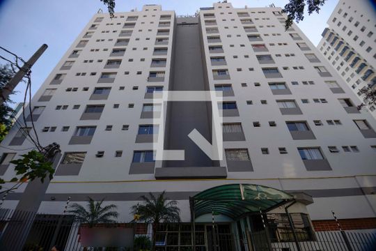 Fachada de apartamento à venda com 2 quartos, 50m² em Liberdade, São Paulo