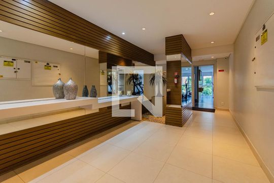 Área comum - Hall Social de apartamento para alugar com 1 quarto, 37m² em Liberdade, São Paulo