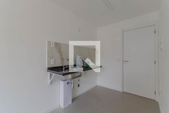 Cozinha de kitnet/studio para alugar com 1 quarto, 26m² em Ipiranga, São Paulo