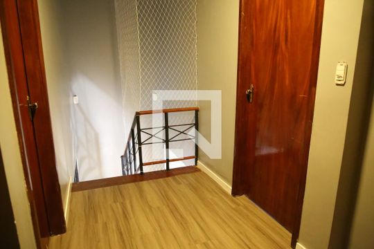 Hall de casa à venda com 4 quartos, 261m² em Parque Anhanguera, Goiânia