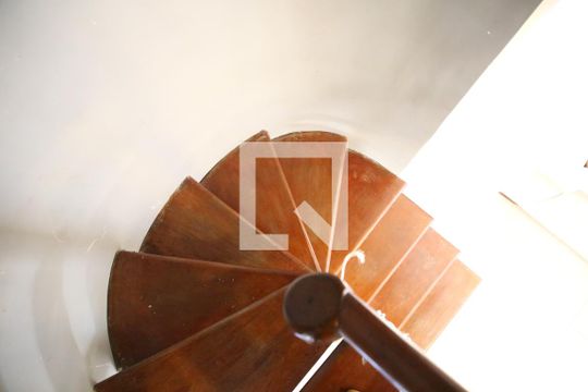 Hall de casa à venda com 4 quartos, 261m² em Parque Anhanguera, Goiânia