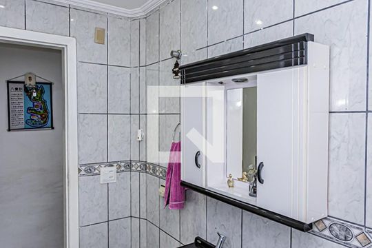Banheiro de casa à venda com 4 quartos, 230m² em Parque Sao Luis, São Paulo