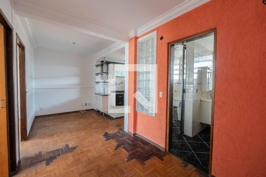 Sala/Cozinha de apartamento para alugar com 2 quartos, 47m² em Consolação, São Paulo