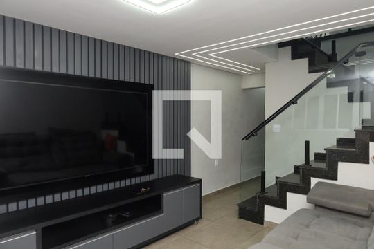 Sala  de casa à venda com 3 quartos, 250m² em Vila Santana, São Paulo