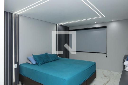 Quarto  de casa à venda com 3 quartos, 250m² em Vila Santana, São Paulo