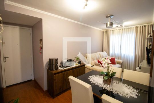 Sala de apartamento à venda com 2 quartos, 41m² em Itaquera, São Paulo