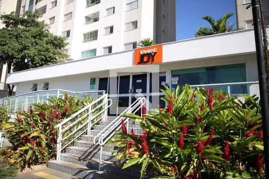 Fachada de apartamento à venda com 2 quartos, 56m² em Village Veneza, Goiânia
