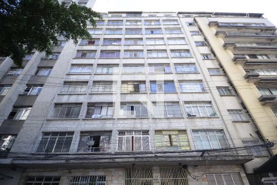 Fachada de apartamento à venda com 1 quarto, 25m² em Liberdade, São Paulo