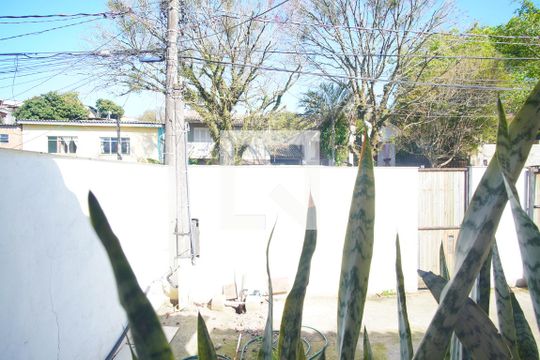 Sala - Vista de casa à venda com 4 quartos, 100m² em Jardim Carvalho, Porto Alegre