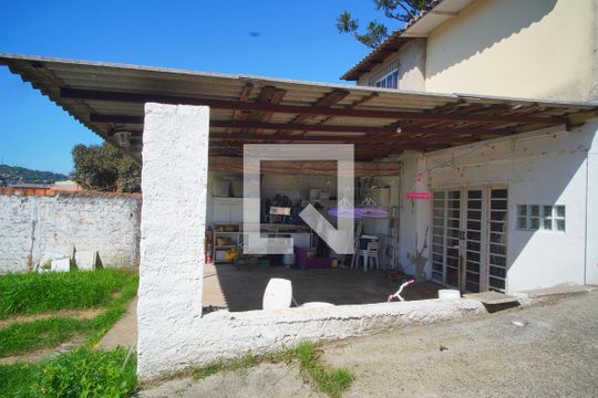 Área de Serviço de casa à venda com 4 quartos, 100m² em Jardim Carvalho, Porto Alegre
