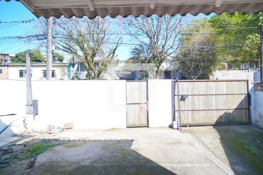 Quarto 1 - Vista de casa à venda com 4 quartos, 100m² em Jardim Carvalho, Porto Alegre