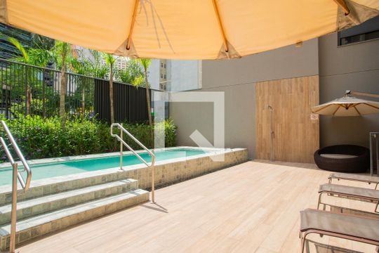 Área comum - Piscina de apartamento para alugar com 1 quarto, 29m² em Bela Vista, São Paulo