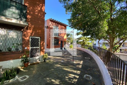 Área comum de casa à venda com 2 quartos, 120m² em Maria da Graça, Rio de Janeiro