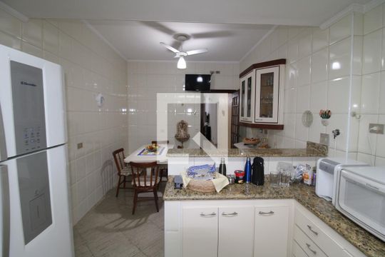 Cozinha de casa à venda com 3 quartos, 200m² em Vila Aurora (zona Norte), São Paulo