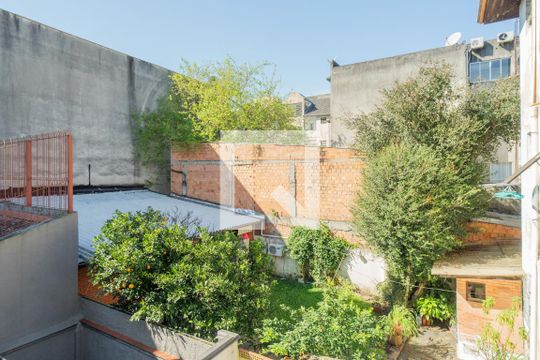 Vista cozinha de casa à venda com 4 quartos, 300m² em Cidade Baixa, Porto Alegre