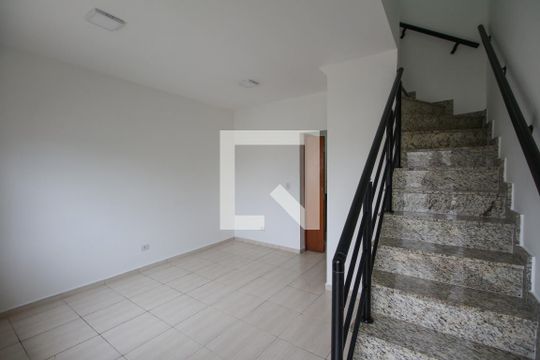Sala de casa de condomínio à venda com 2 quartos, 58m² em Vila Carrão, São Paulo