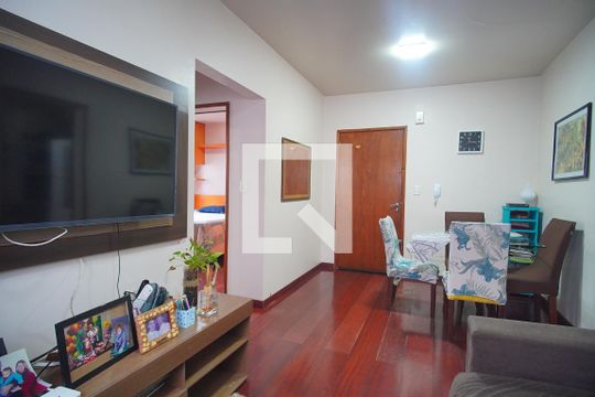 Apartamento à venda com 2 quartos, 63m² em Pátria Nova, Novo Hamburgo