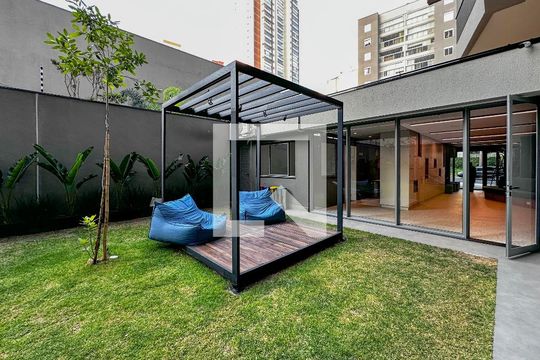 Área comum de kitnet/studio para alugar com 1 quarto, 25m² em Jardim das Acácias, São Paulo